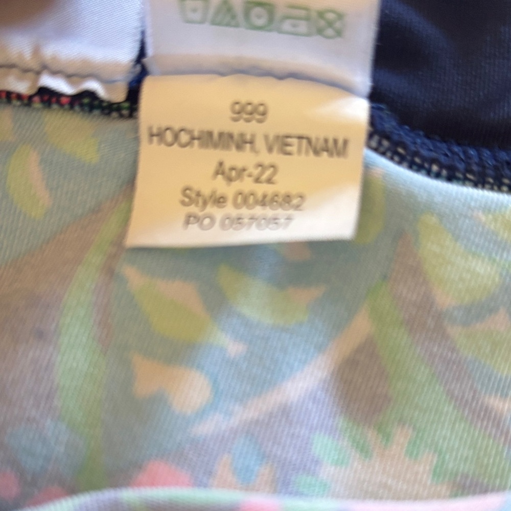 Lilly Pulitzer Take Me To The Sea Cropped Leggings in XL - Picture 5 of 13
